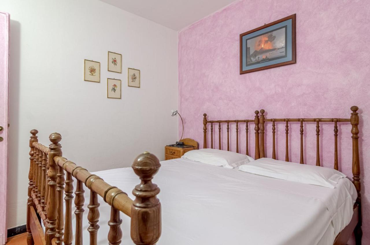 Recco Apartment With View And Pool Kültér fotó